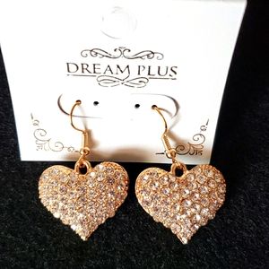 Rhinestone heart shaped earrings set in gold finis